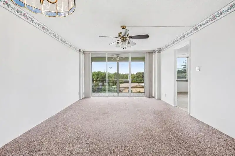 109 Royal Park Drive # 3b, Oakland Park FL 33309 photo 2