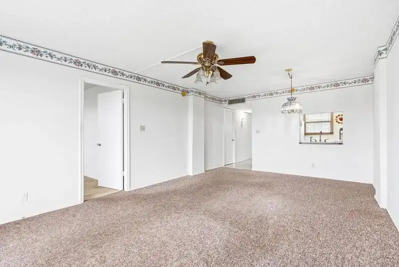 109 Royal Park Drive # 3b, Oakland Park FL 33309 photo 4