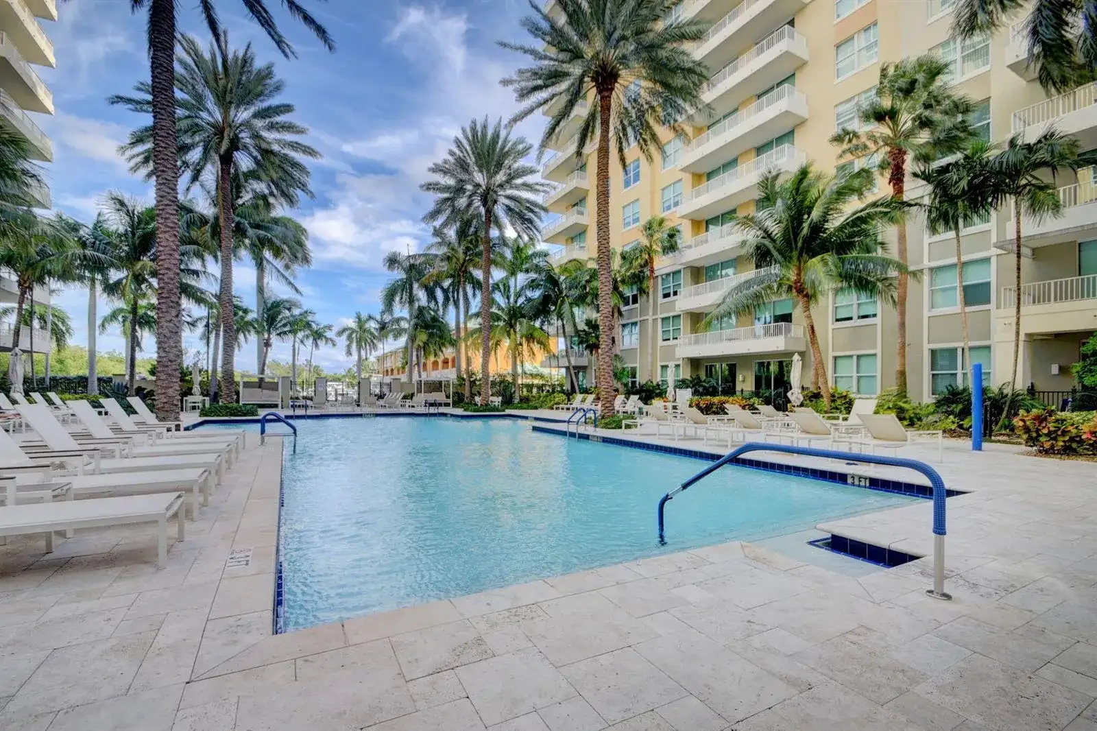 625 Casa Loma Boulevard # 403, Boynton Beach FL 33435 photo 4