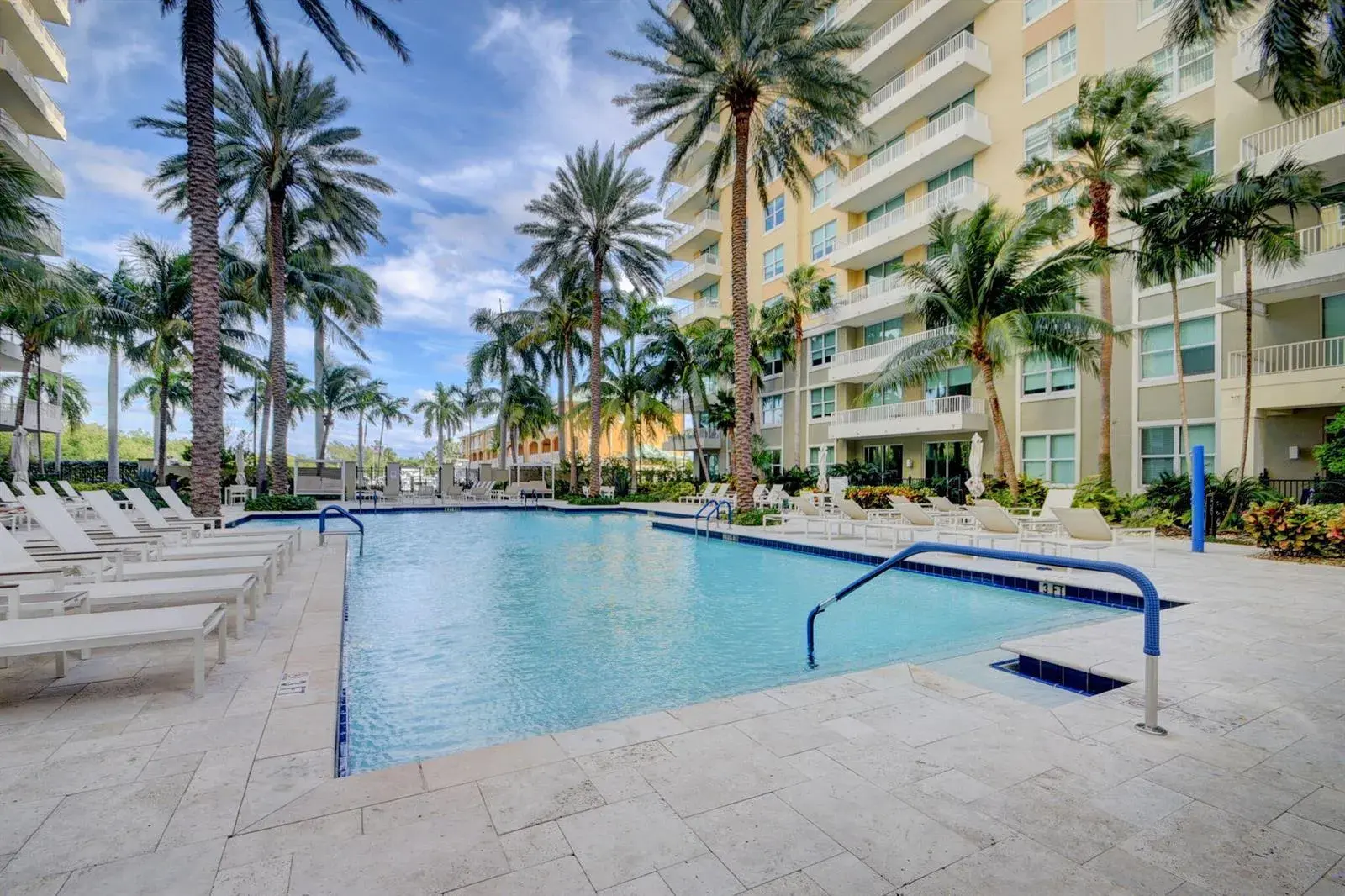 625 Casa Loma Boulevard # 403, Boynton Beach FL 33435