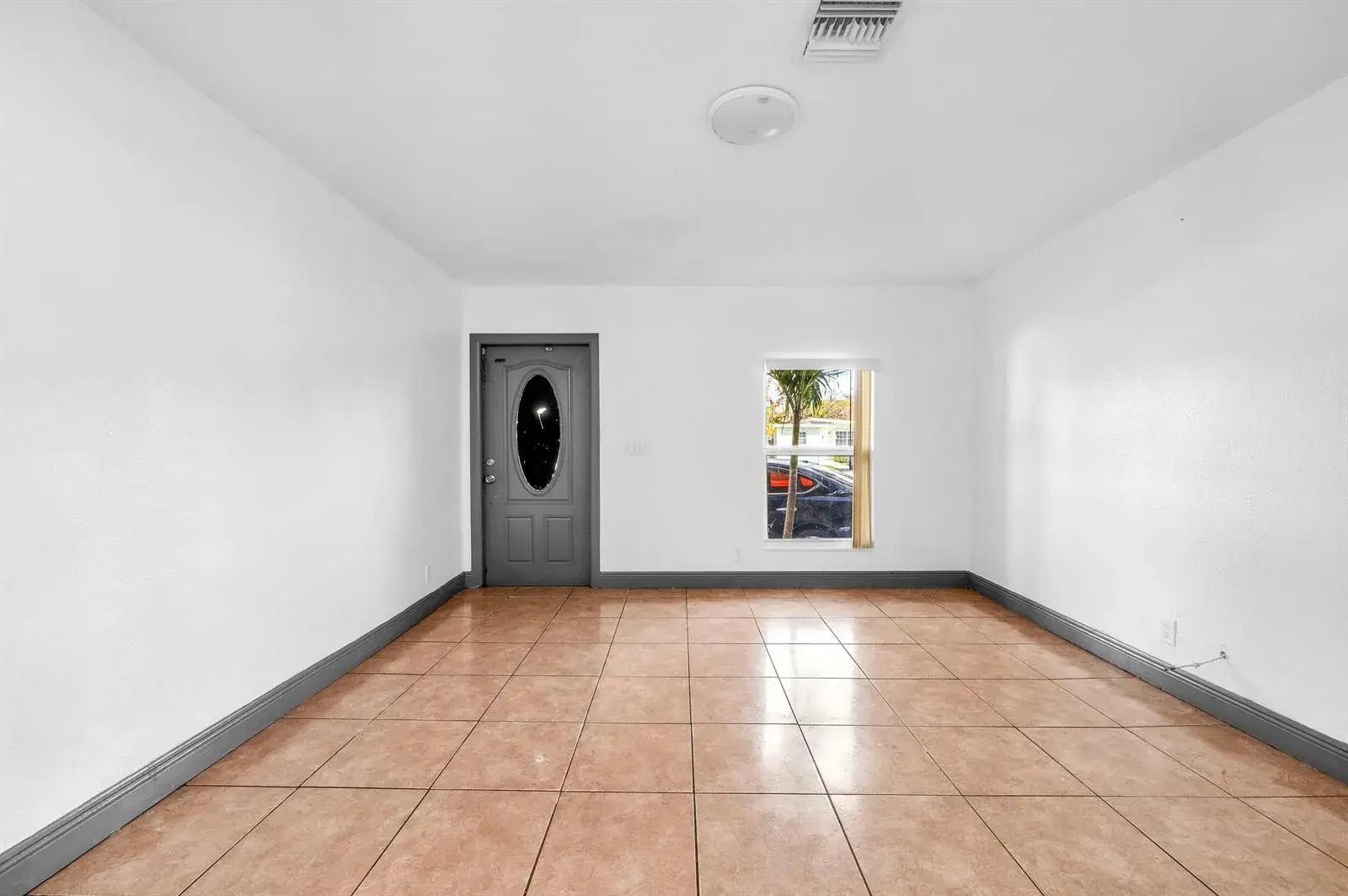 124 SW 10th Avenue, Boynton Beach FL 33435