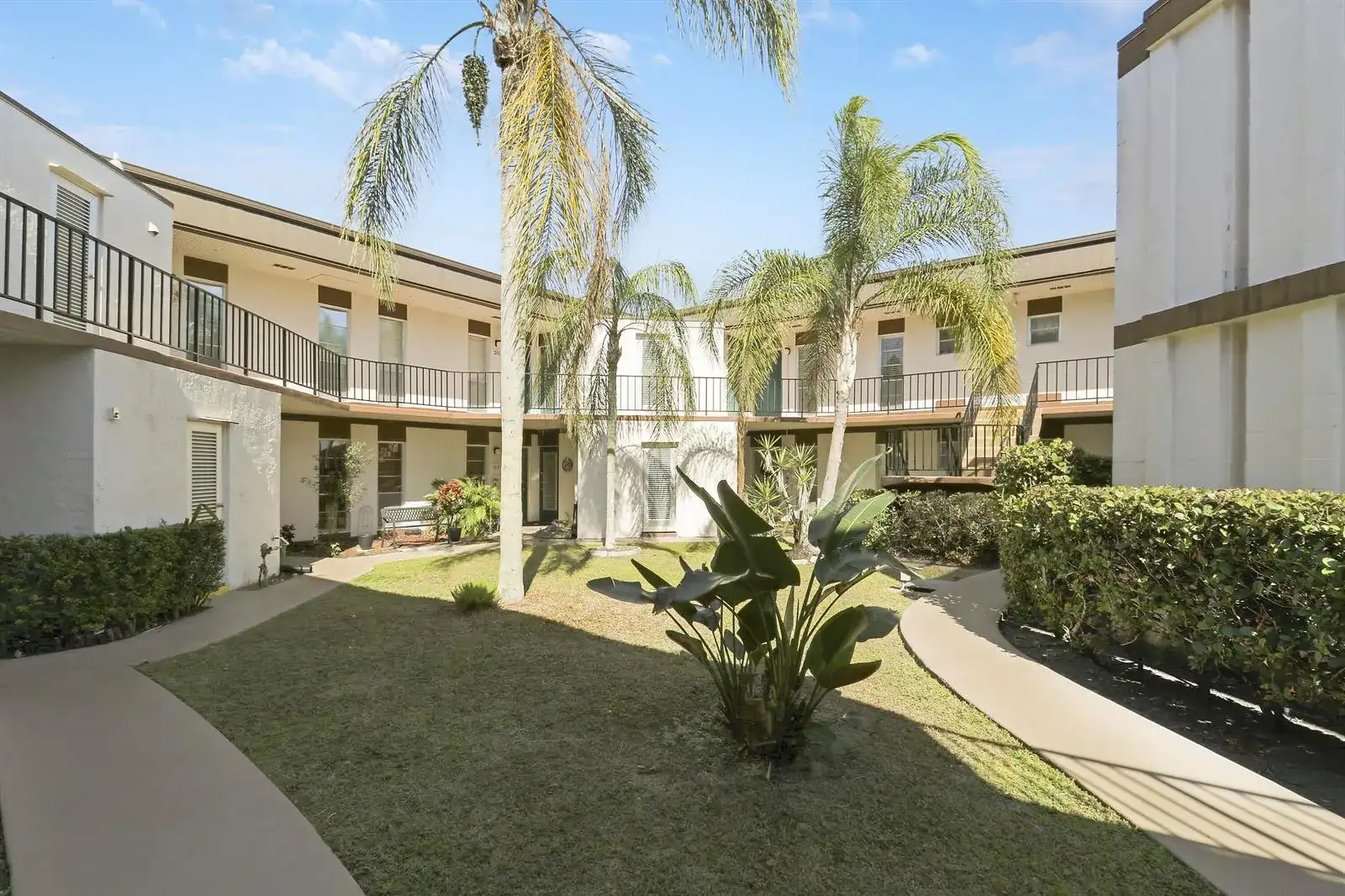 7 Greenway Village N # 202, Royal Palm Beach FL 33411 photo 4