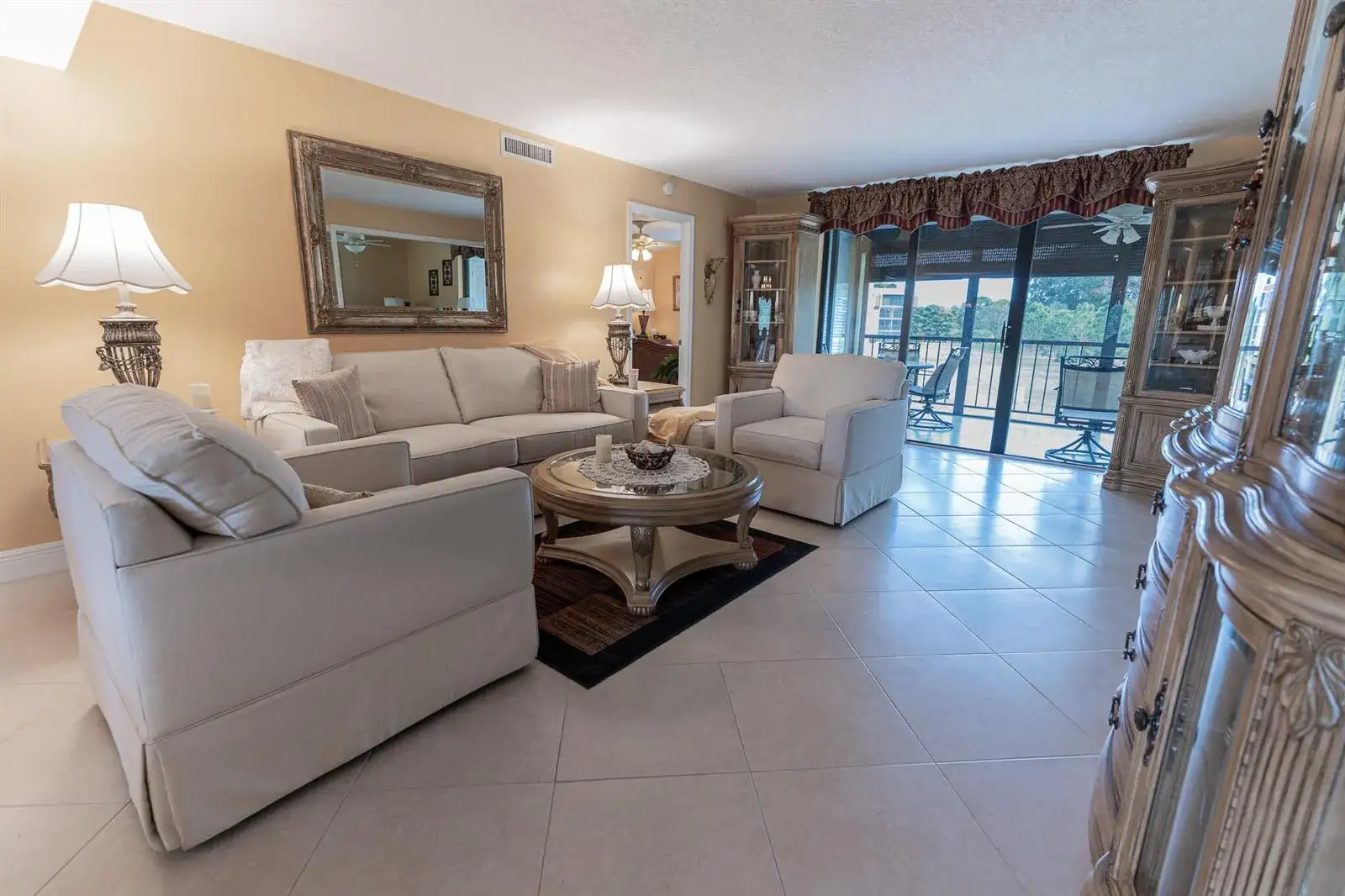 5390 Woodland Lakes Drive # 201, Palm Beach Gardens FL 33418