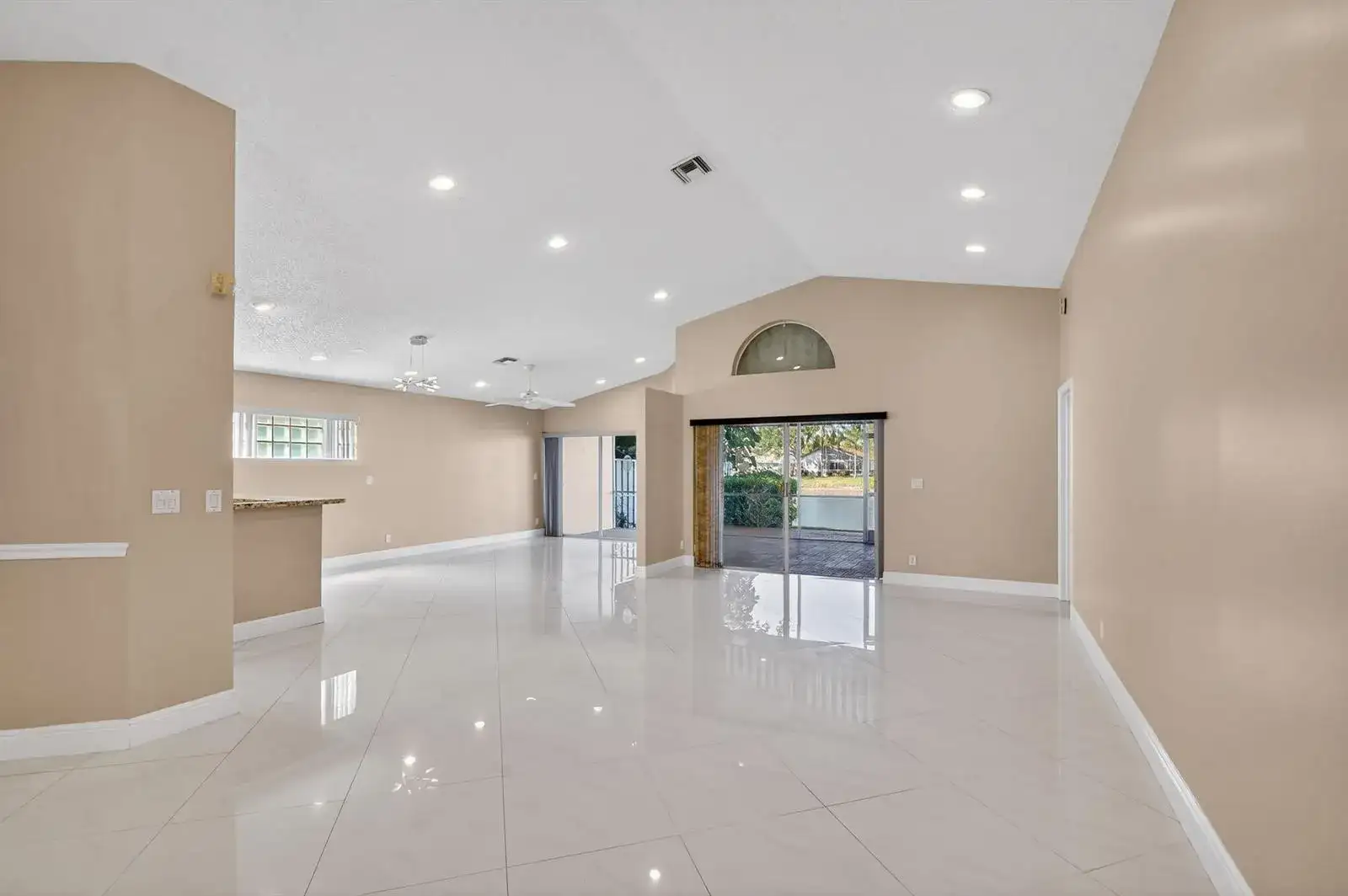 7891 Sailing Shores Terrace # 7891, Boynton Beach FL 33437 photo 3
