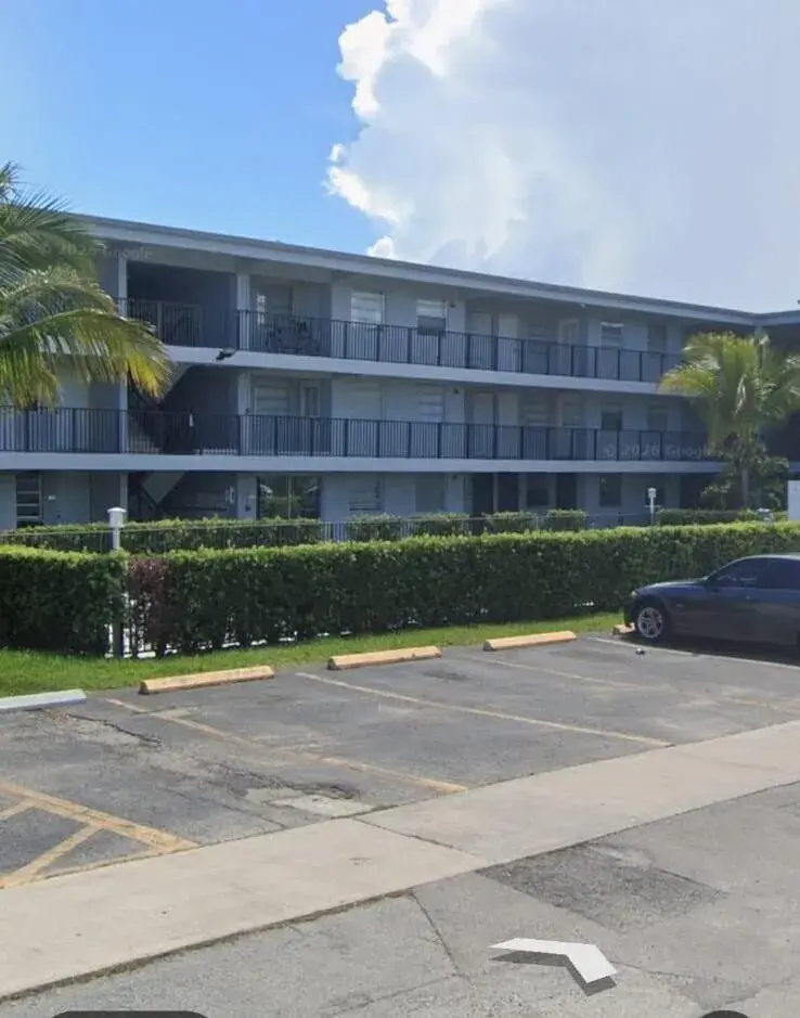 1100 NE 1st Court # 305, Hallandale Beach FL 33009