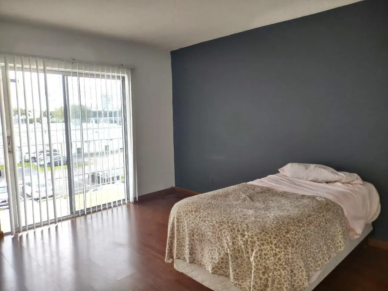 1100 NE 1st Court # 305, Hallandale Beach FL 33009