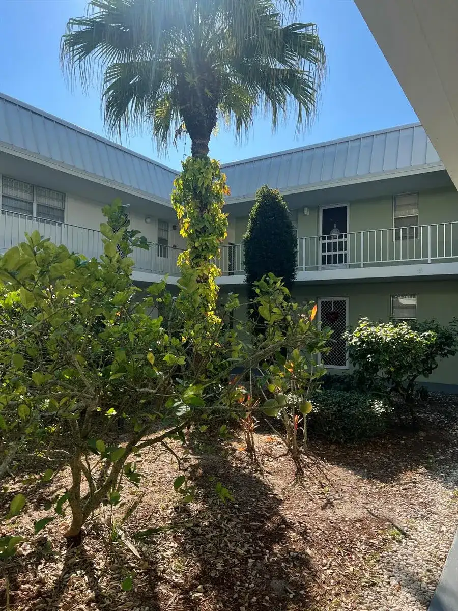 2302 Sunrise # 201, Fort Pierce FL 34949 photo 5