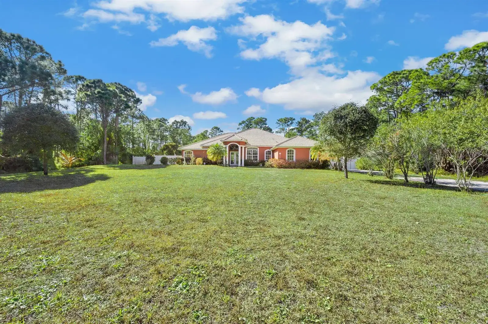 5305 Southwind Trail, Fort Pierce FL 34951 photo 4
