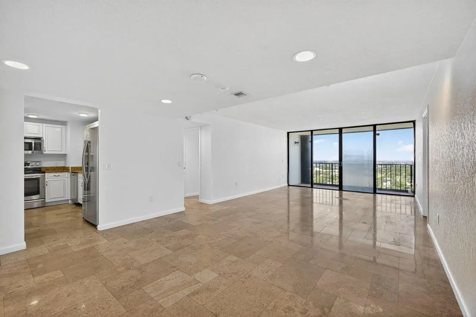 5600 N Flagler Drive # 2703, West Palm Beach FL 33407 photo 3