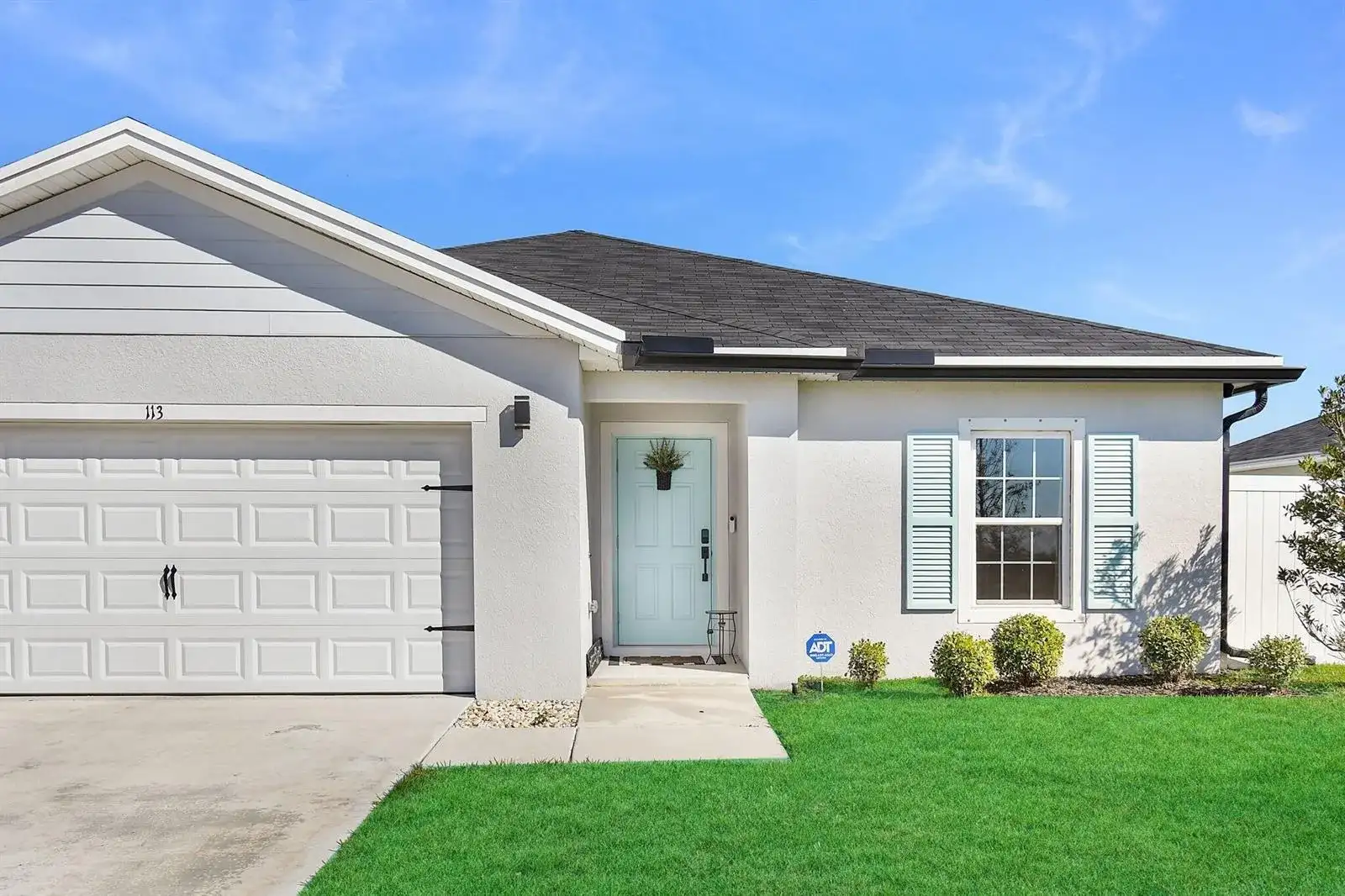 113 Dabou Loop, Belle Glade FL 33430 photo 3