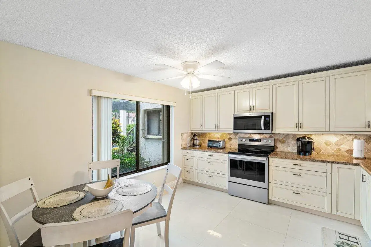 5771 Fairway Park Court # 103, Boynton Beach FL 33437