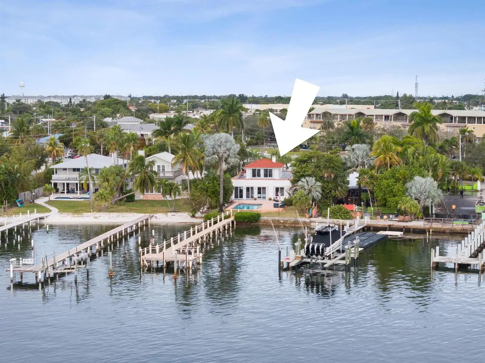 114 S Lake Drive, Lantana FL 33462 photo 2