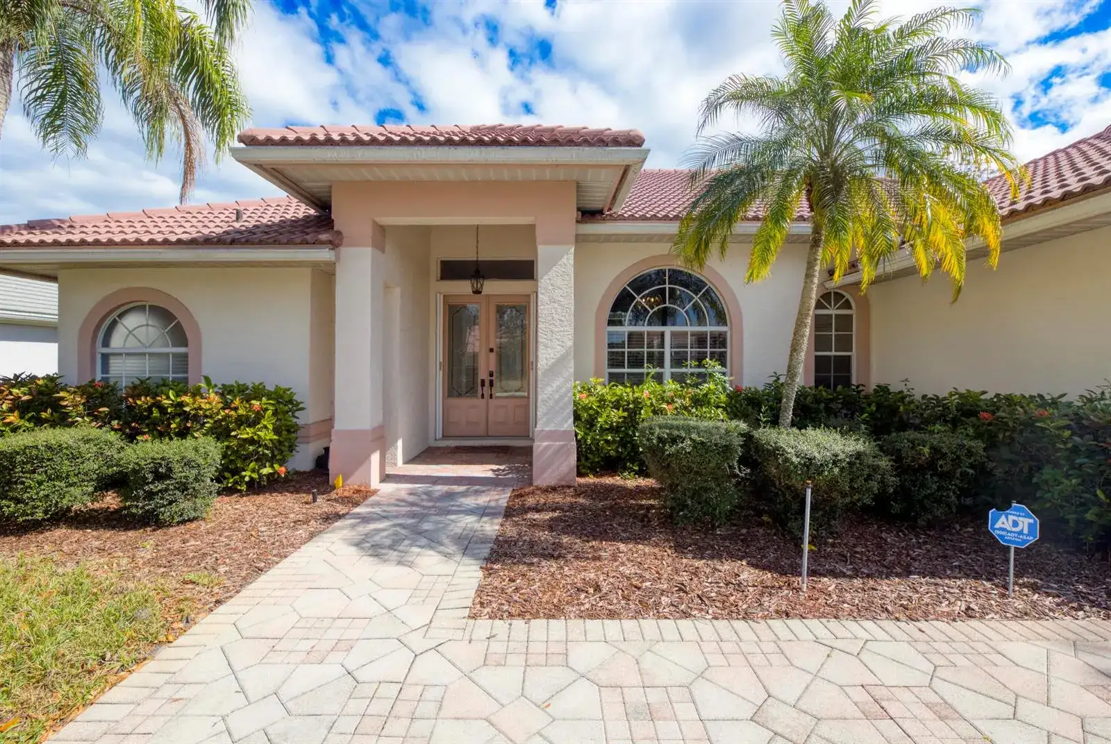 1507 SW Mockingbird Circle, Port St. Lucie FL 34986 photo 4