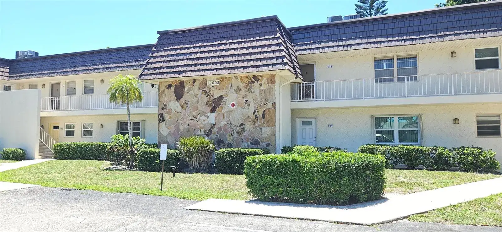 12003 Poinciana Boulevard # 204, Royal Palm Beach FL 33411