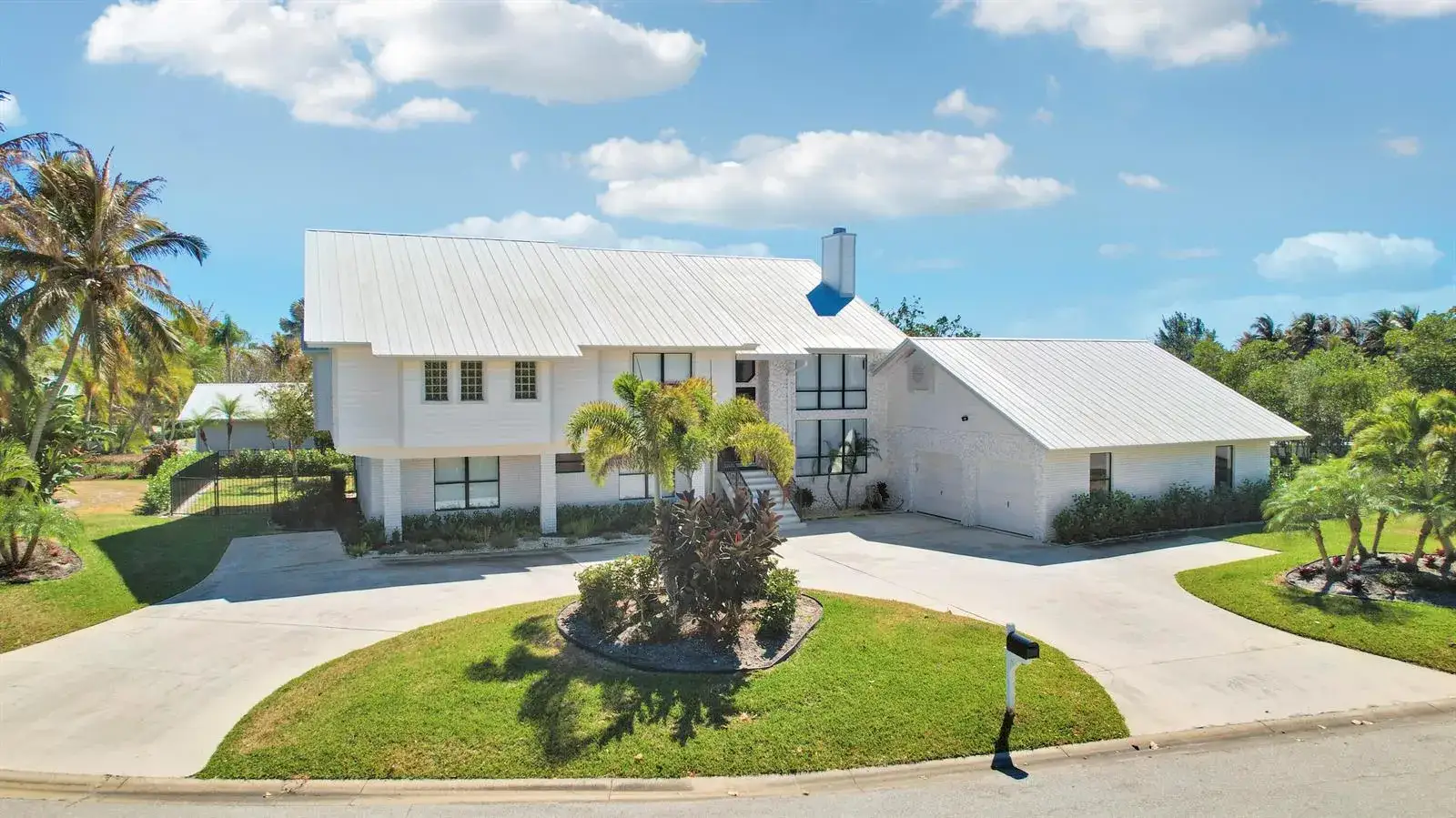 4290 SE Whiticar Way, Stuart FL 34997