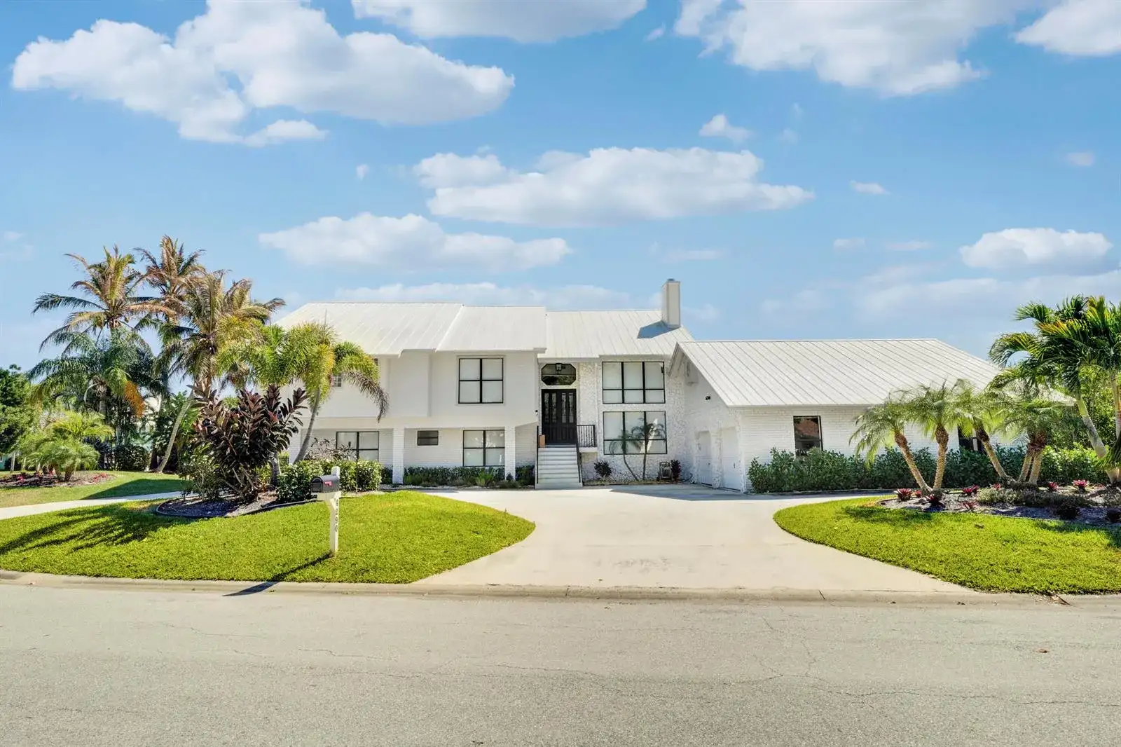 4290 SE Whiticar Way, Stuart FL 34997 photo 3
