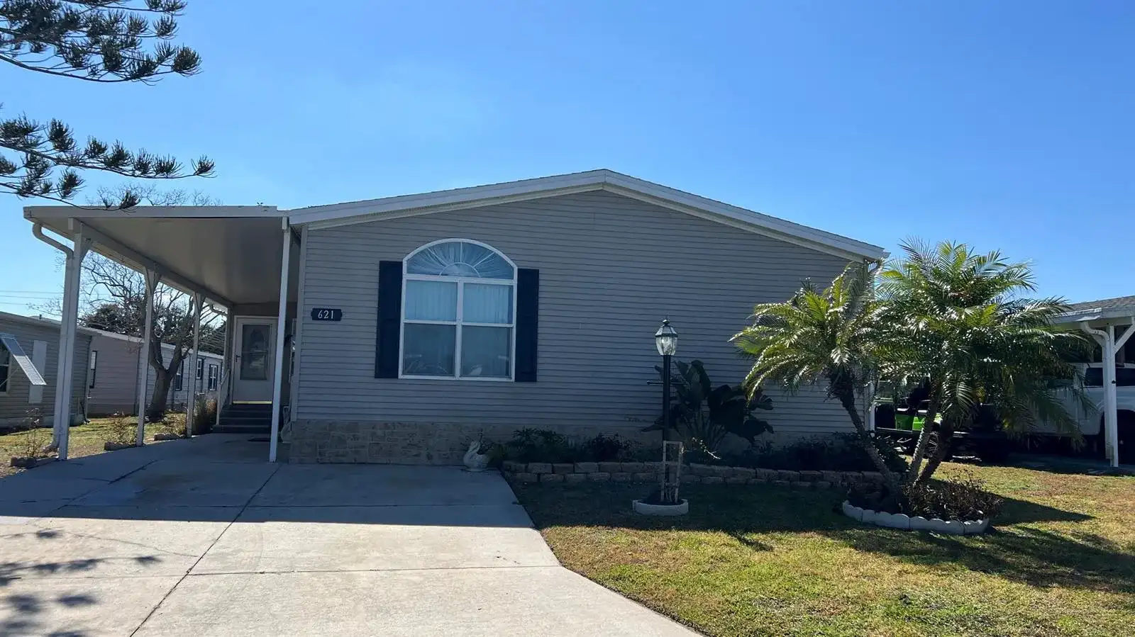 621 Puffin Drive, Barefoot Bay FL 32976