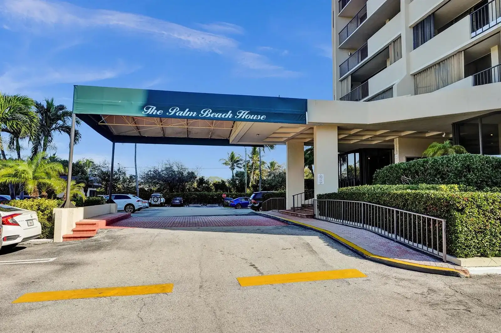 5600 N Flagler Drive # 805, West Palm Beach FL 33407 photo 2