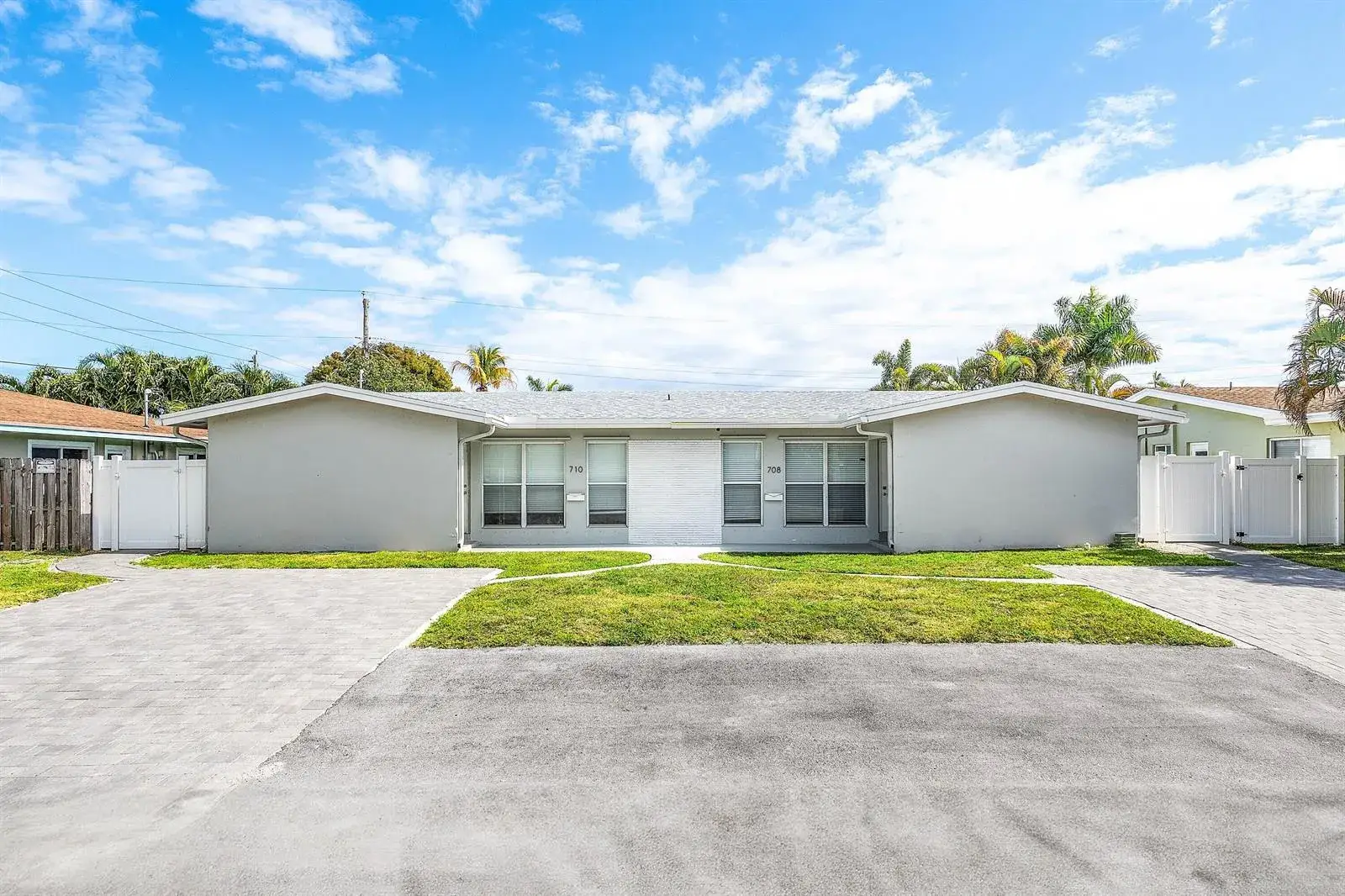 708-710 NE 23rd Avenue, Pompano Beach FL 33062