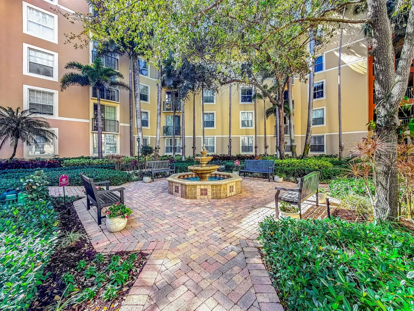 630 S Sapodilla Avenue # 218, West Palm Beach FL 33401