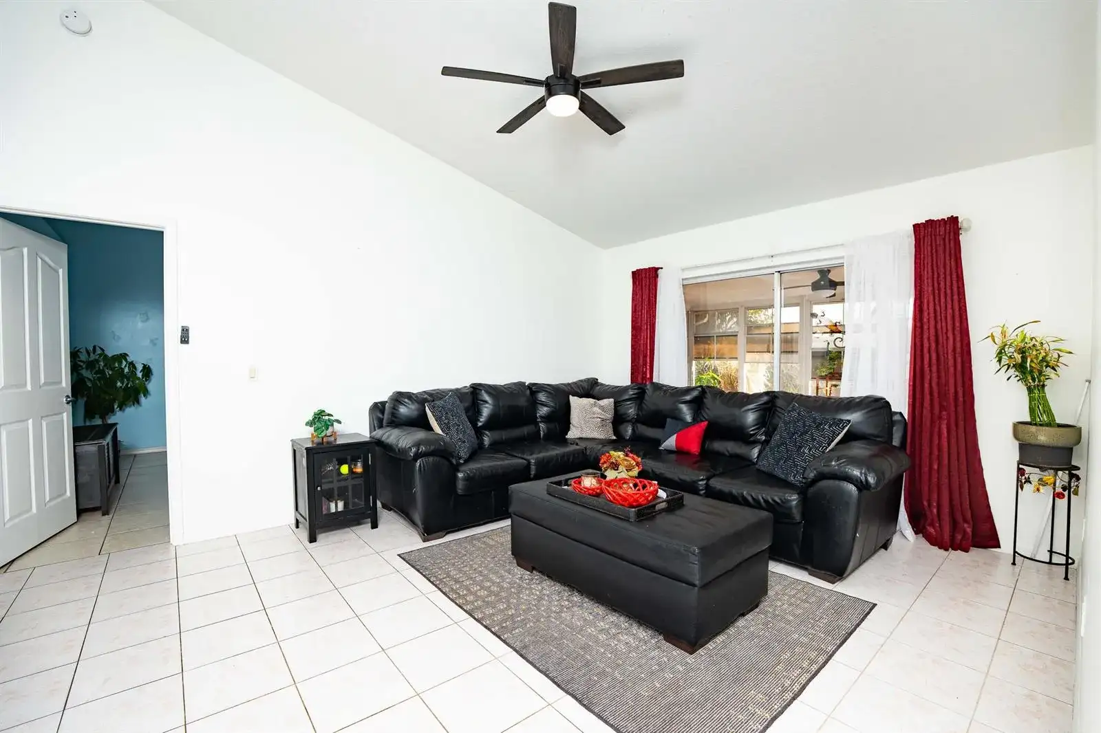 376 NW Sherry Lane, Port St. Lucie FL 34986 photo 4