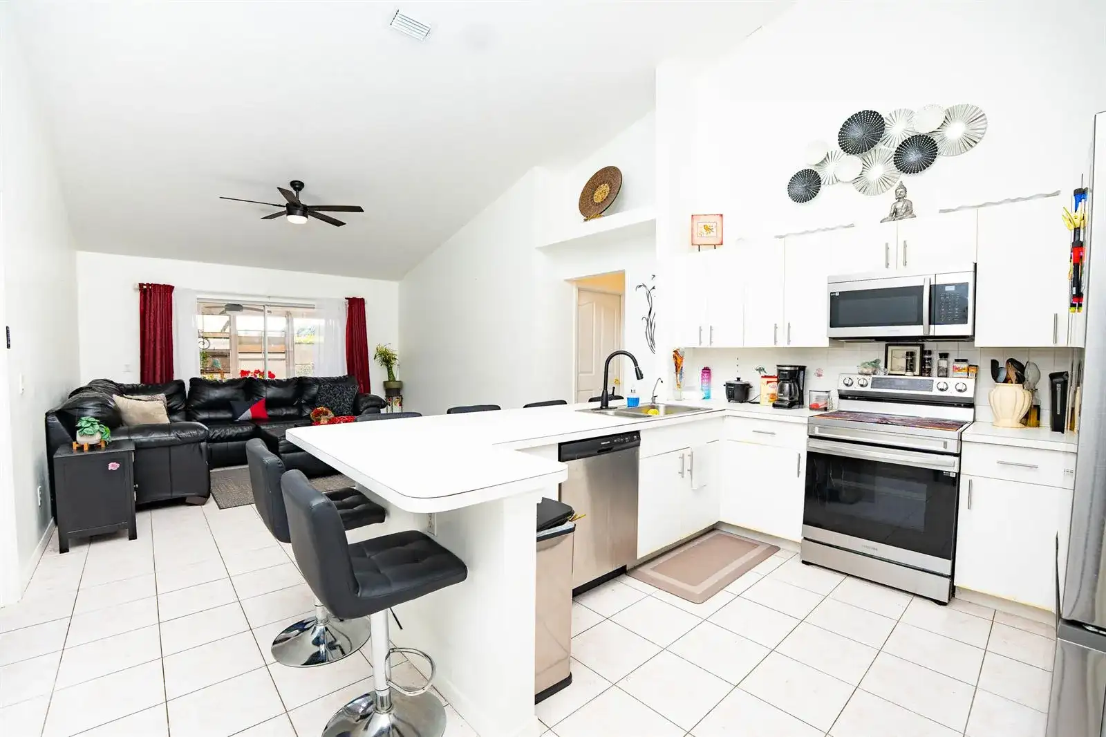 376 NW Sherry Lane, Port St. Lucie FL 34986 photo 5
