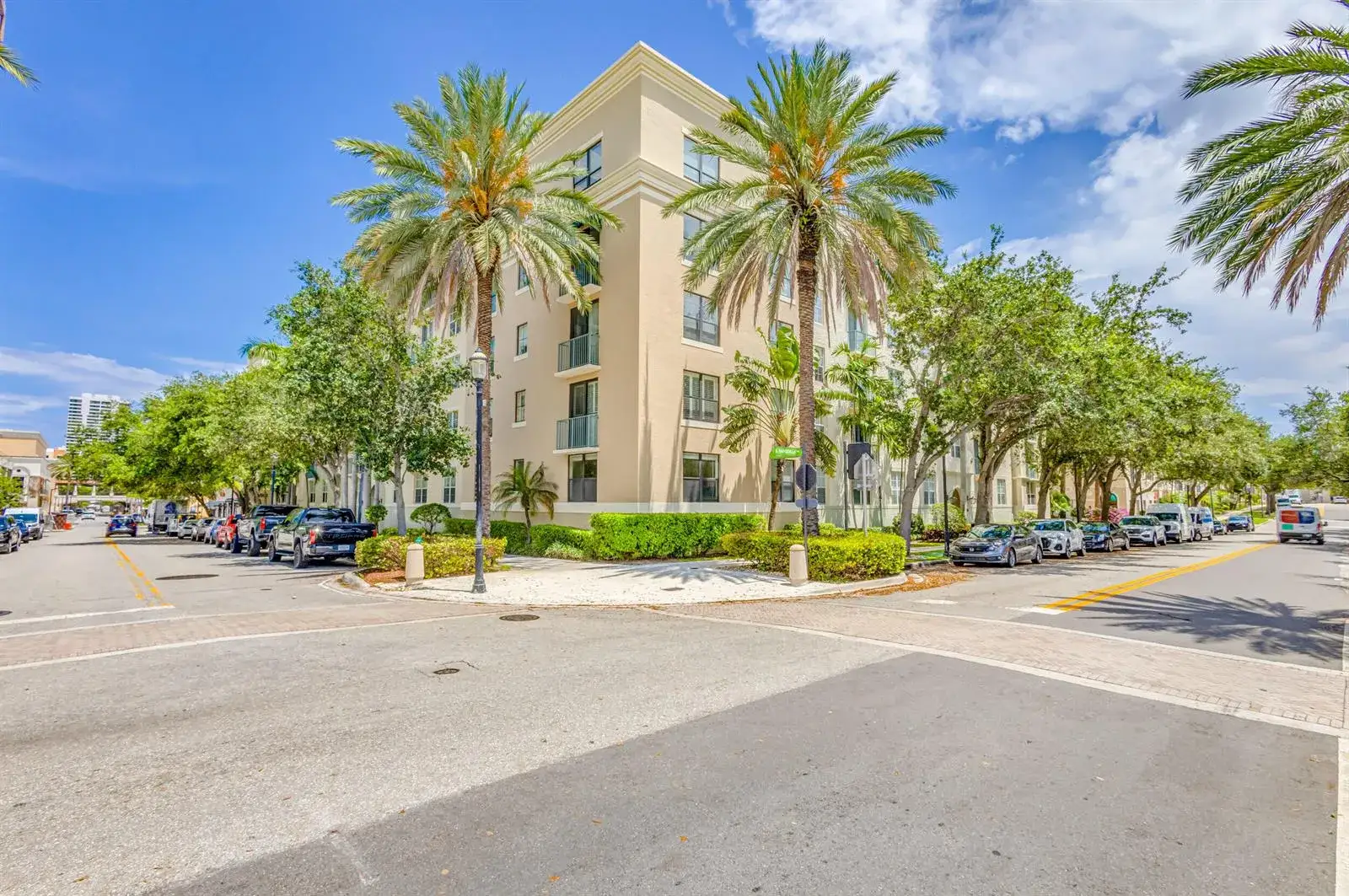 630 S Sapodilla Avenue # 112, West Palm Beach FL 33401