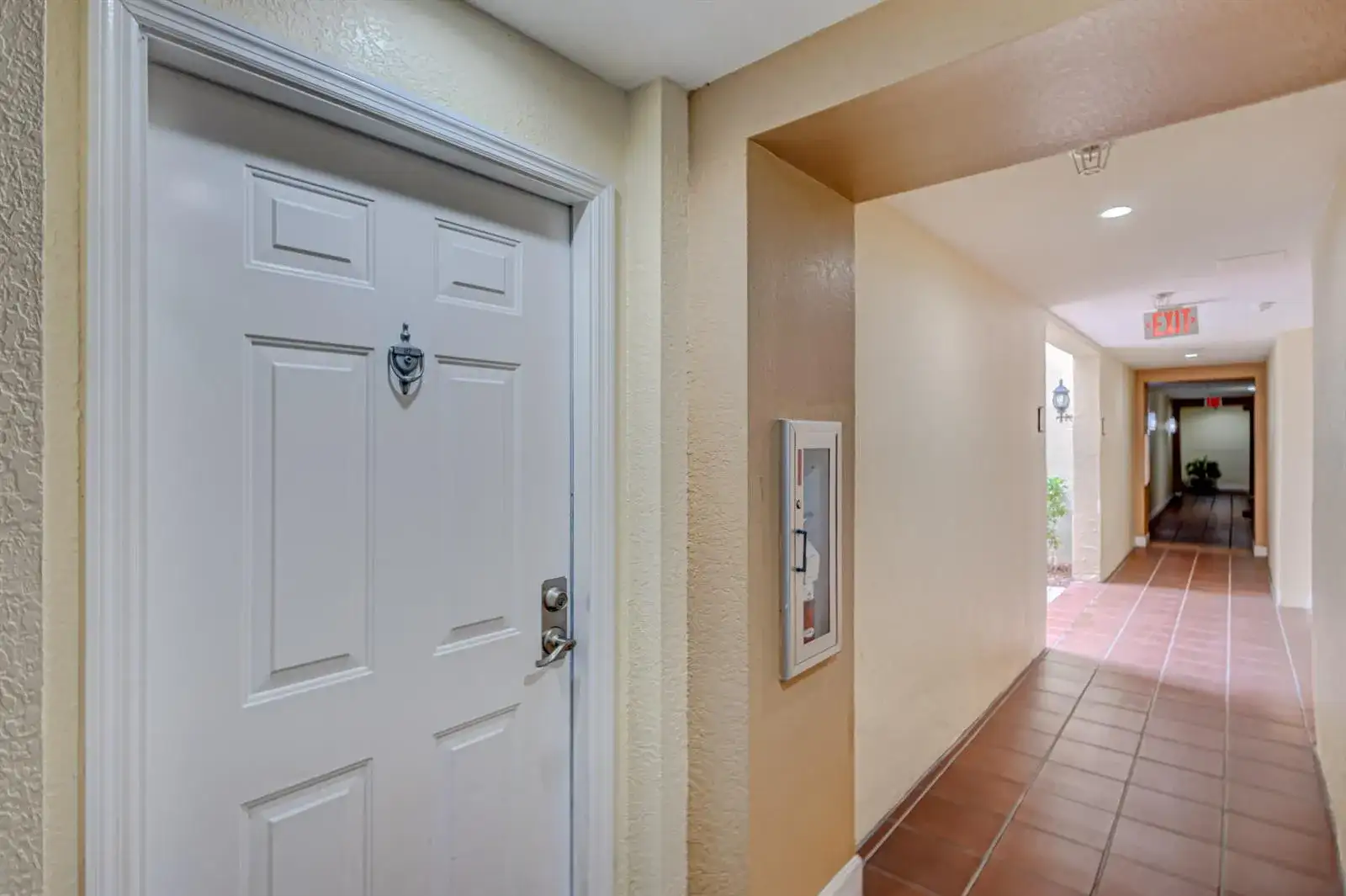 630 S Sapodilla Avenue # 112, West Palm Beach FL 33401 photo 4