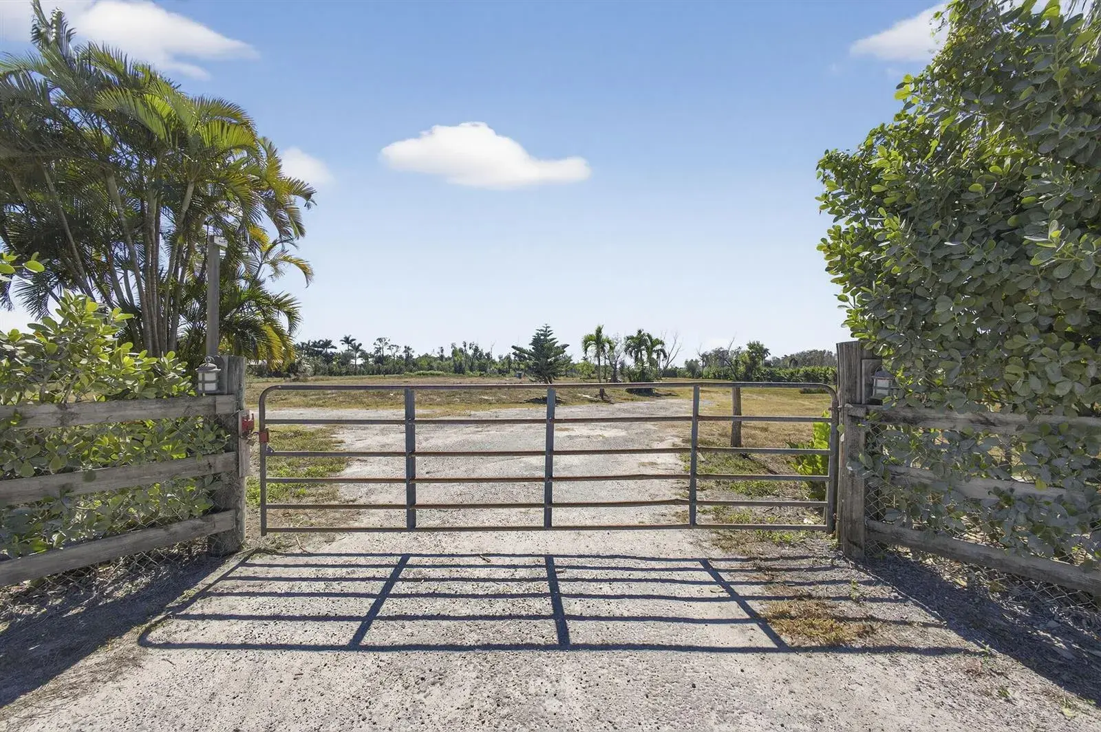 16296 Deer Path Lane, Wellington FL 33470