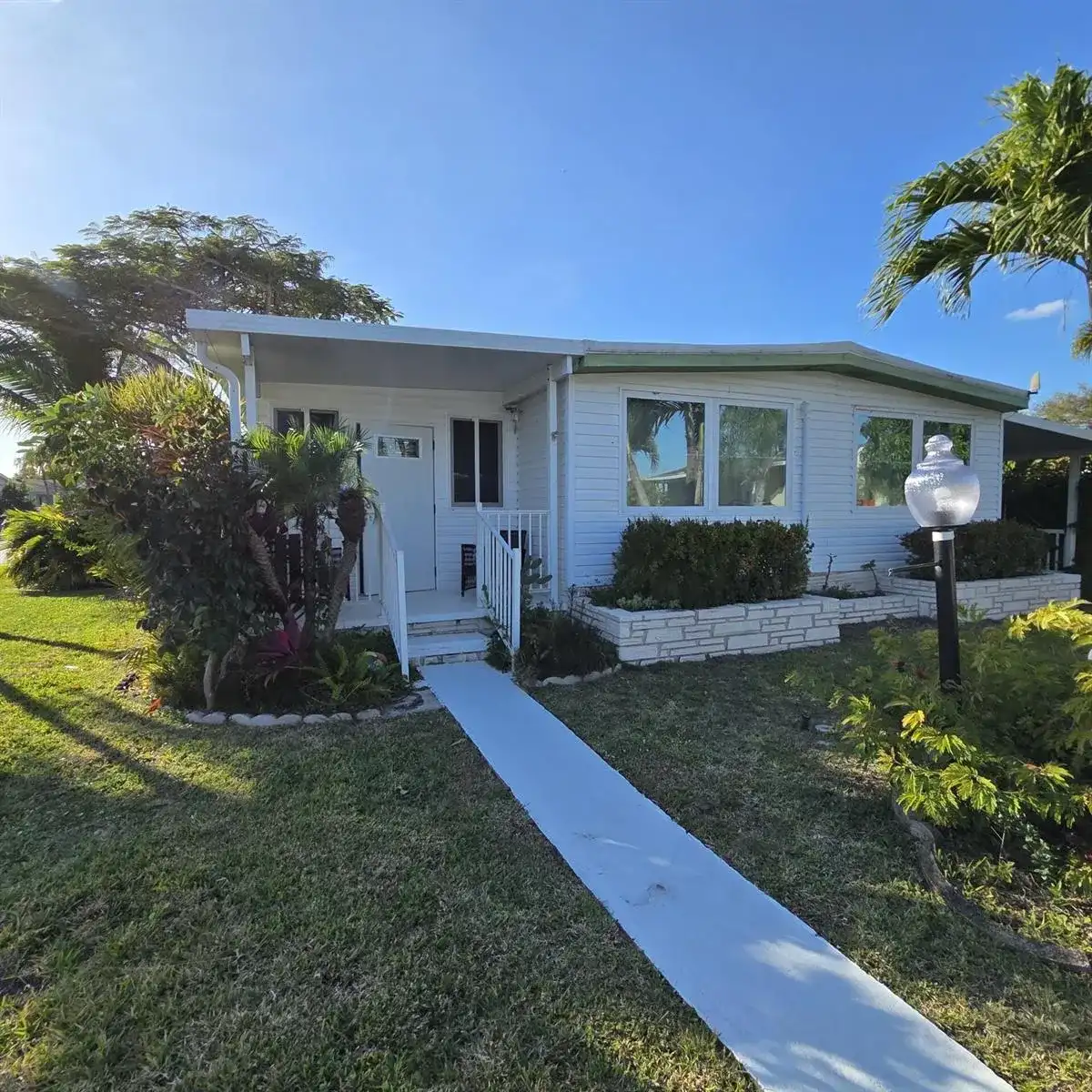 4501 NW 68th Street, Coconut Creek FL 33073