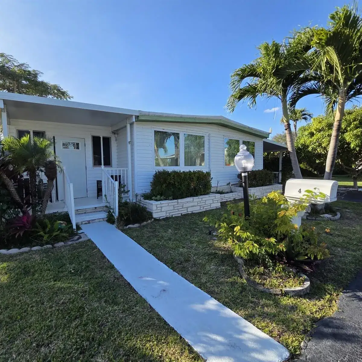 4501 NW 68th Street, Coconut Creek FL 33073 photo 2