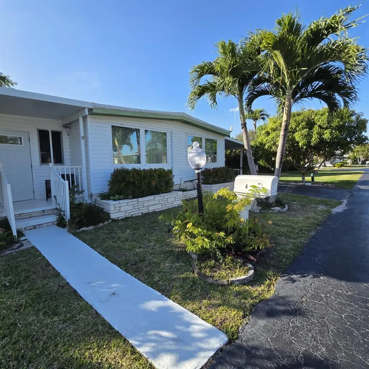 4501 NW 68th Street, Coconut Creek FL 33073 photo 3