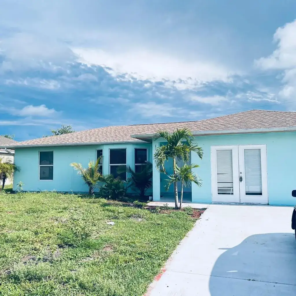 1150 SW Haleyberry Avenue, Port St. Lucie FL 34953 photo 2