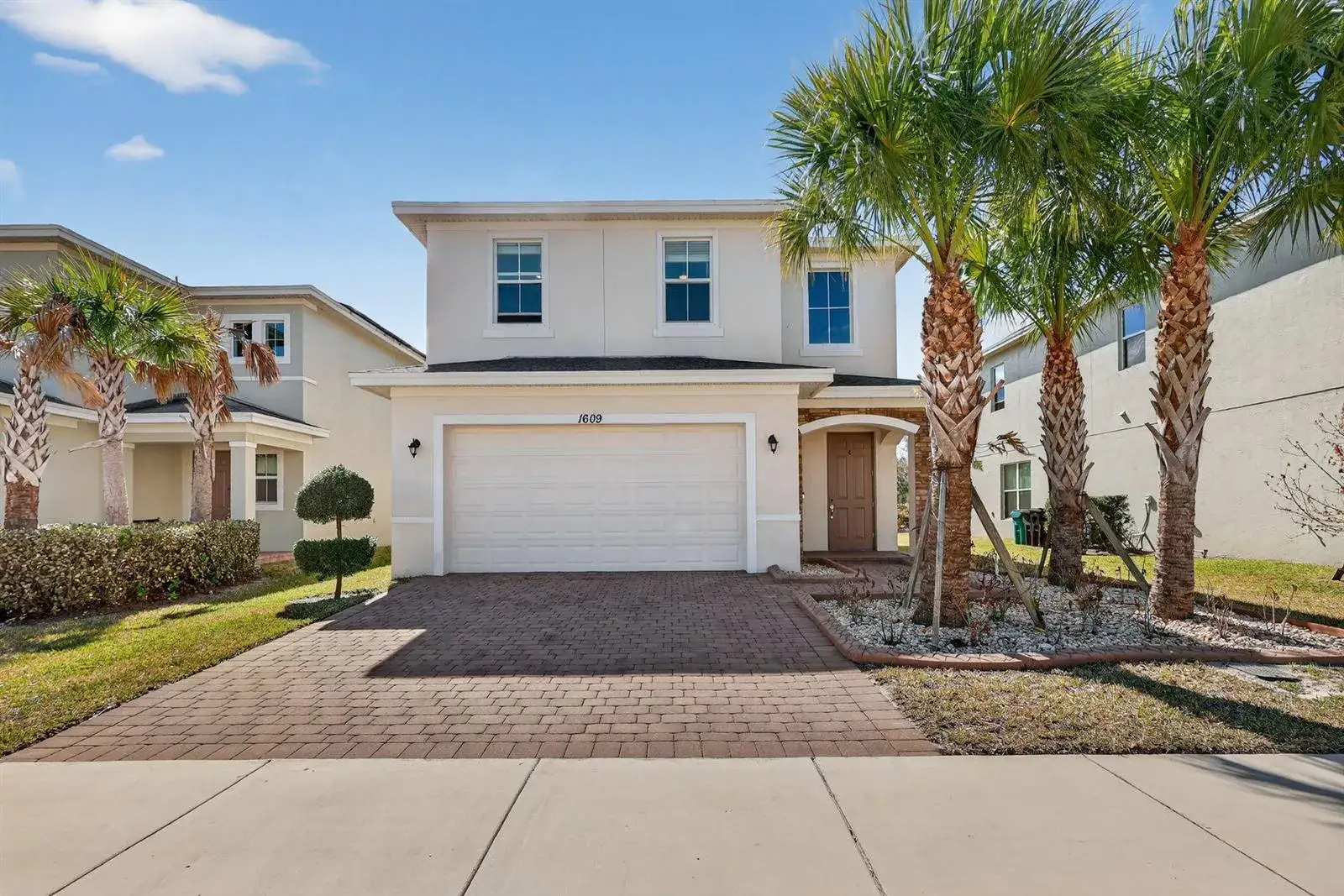 1609 NW Cataluna Cir Circle, Port St. Lucie FL 34986