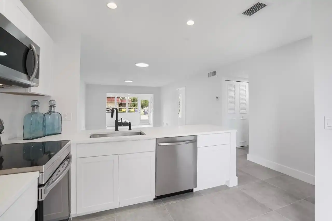 737 Nantucket Circle # B, Lake Worth FL 33467
