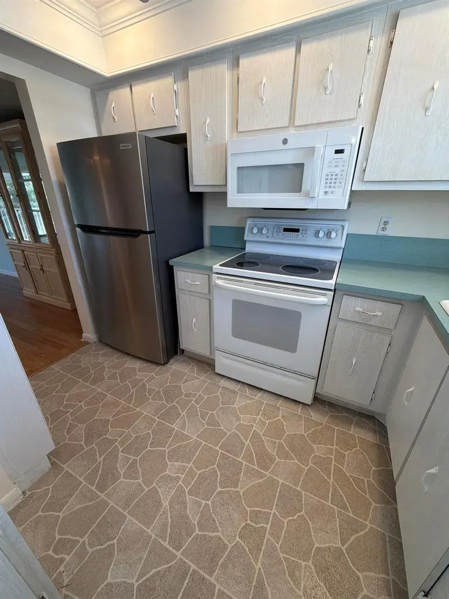18081 SE Country Club Drive # 259, Tequesta FL 33469 photo 5