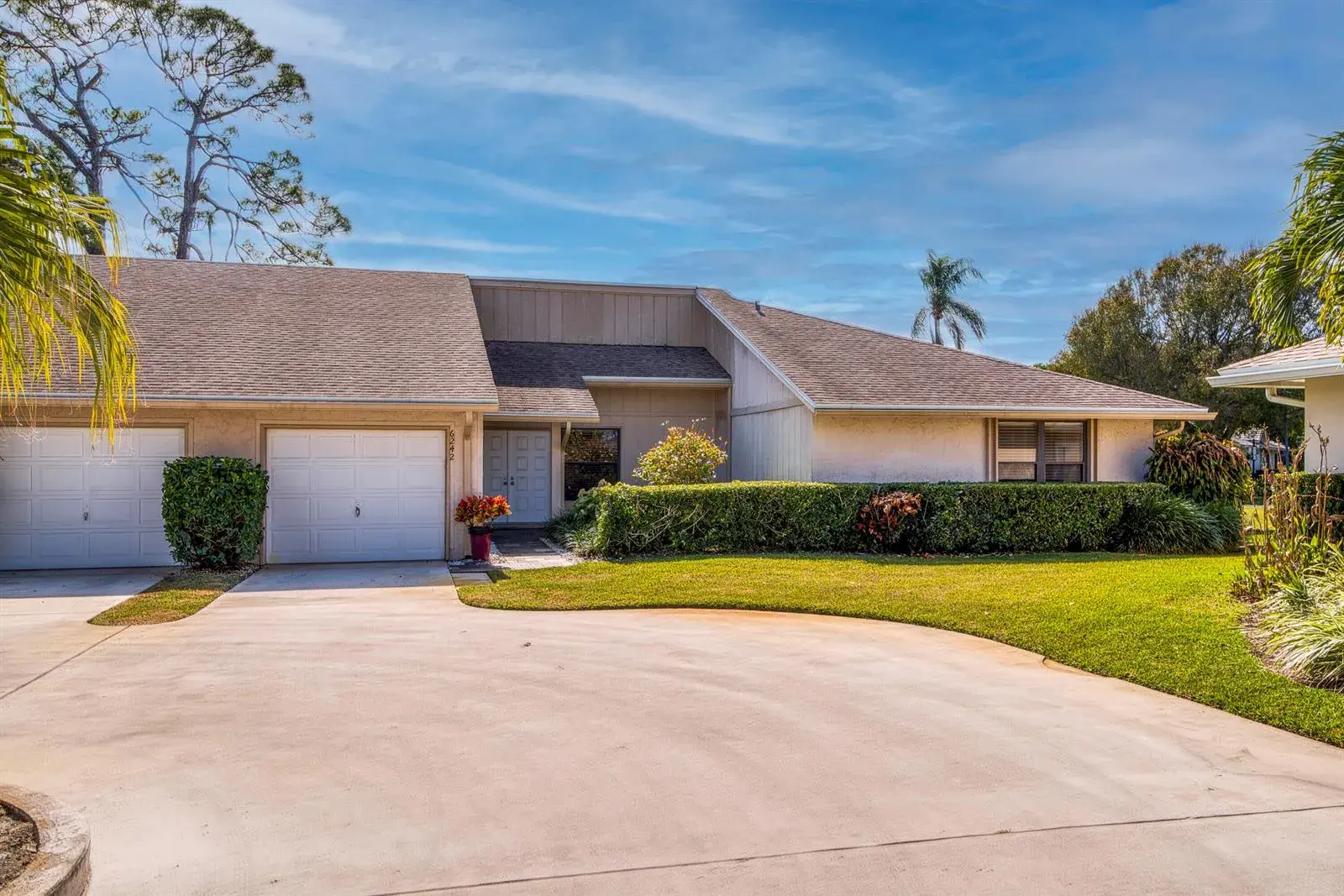 6242 Brandon Street, Palm Beach Gardens FL 33418