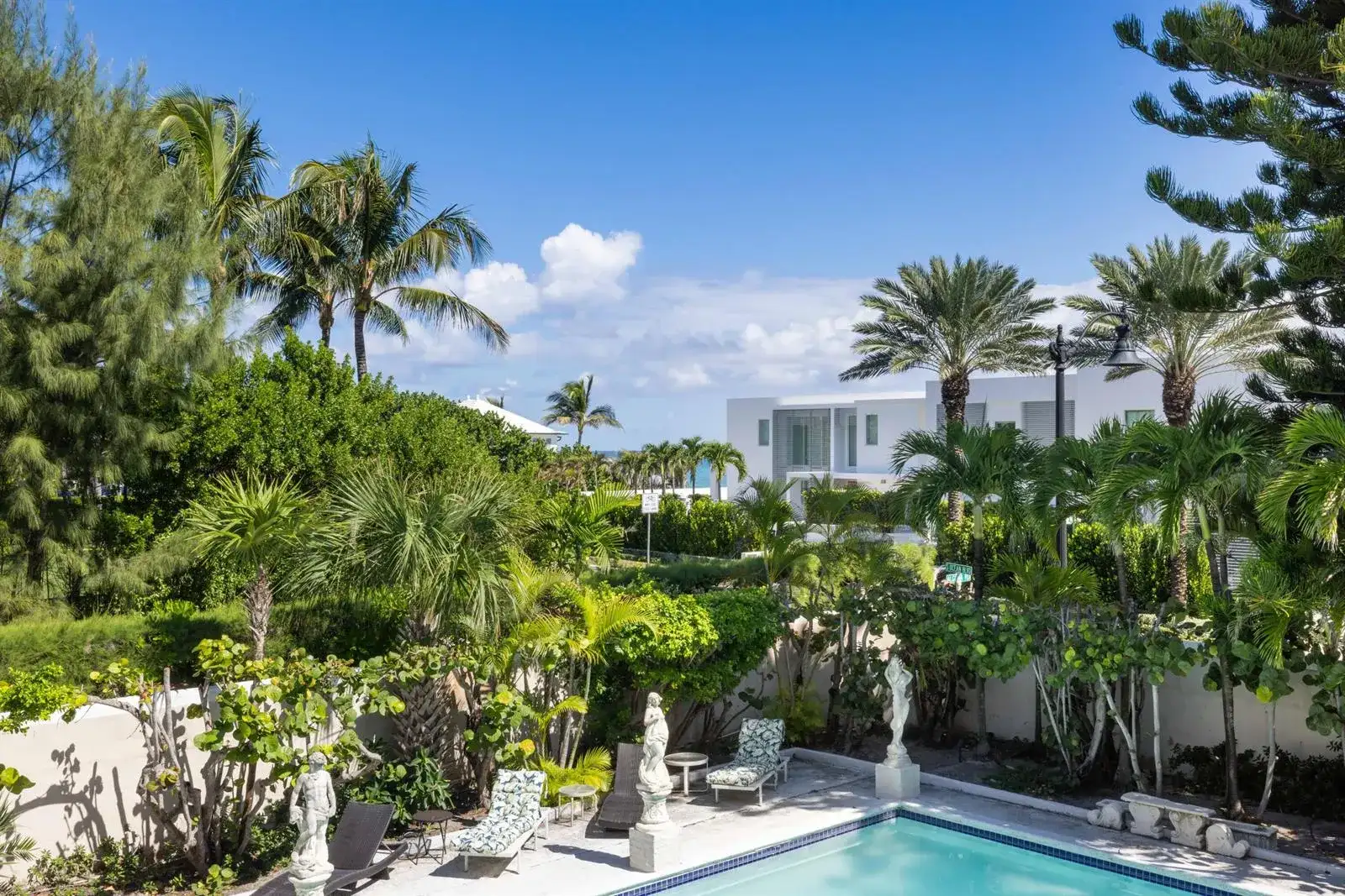 1048 S Ocean Boulevard, Palm Beach FL 33480 photo 4