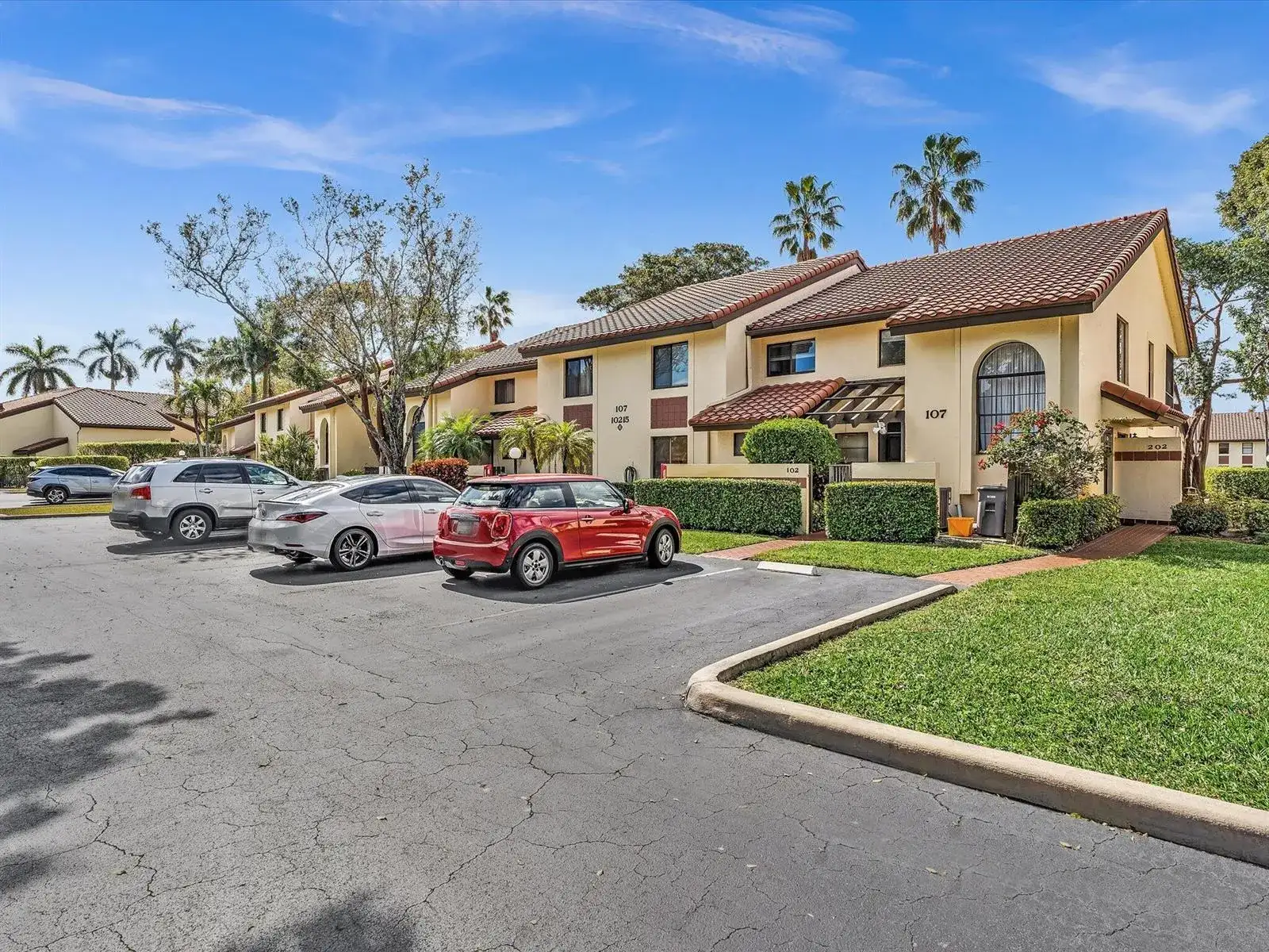 10215 N Circle Lake Drive # 201, Boynton Beach FL 33437 photo 3