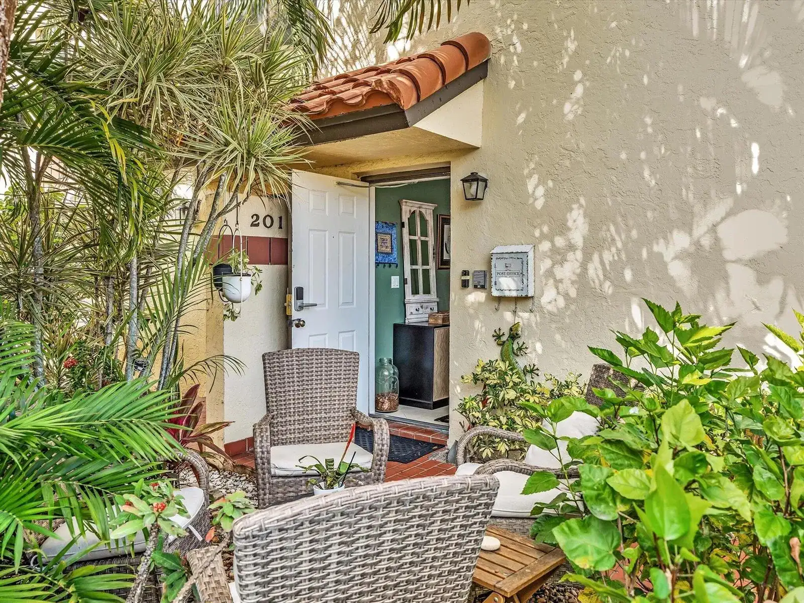 10215 N Circle Lake Drive # 201, Boynton Beach FL 33437 photo 4