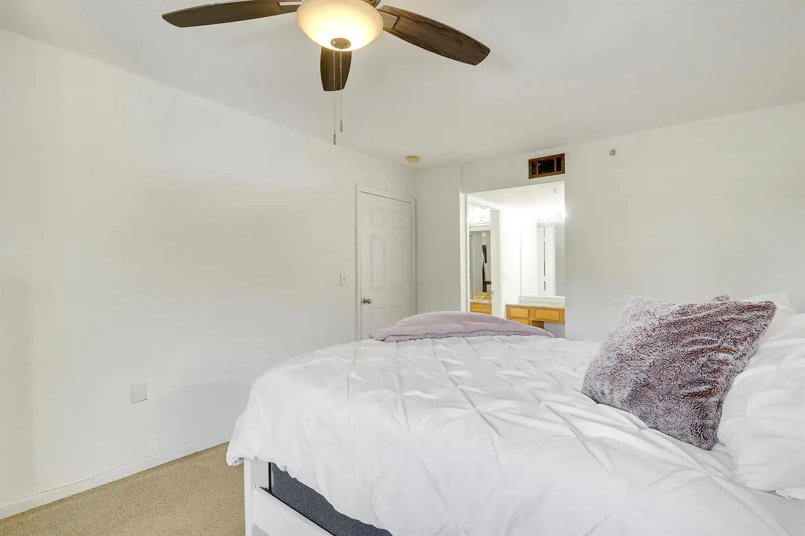 261 SW Palm Drive # 205, Port St. Lucie FL 34986 photo 2