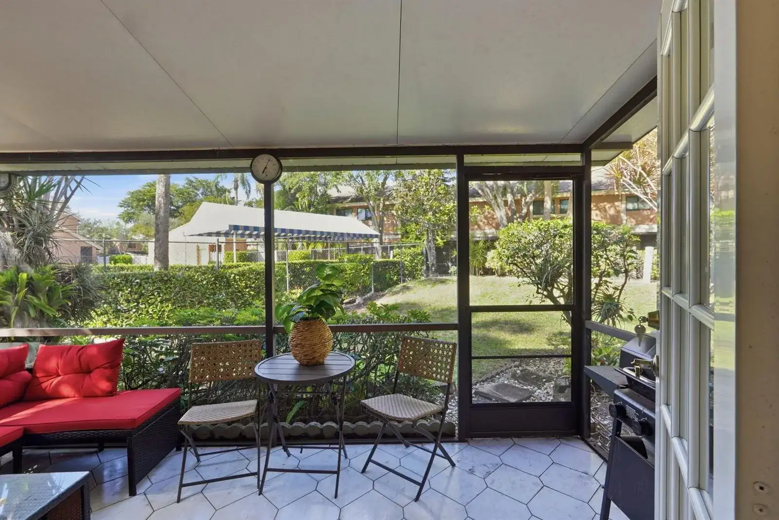 2049 NW 45th Avenue, Coconut Creek FL 33066 photo 4