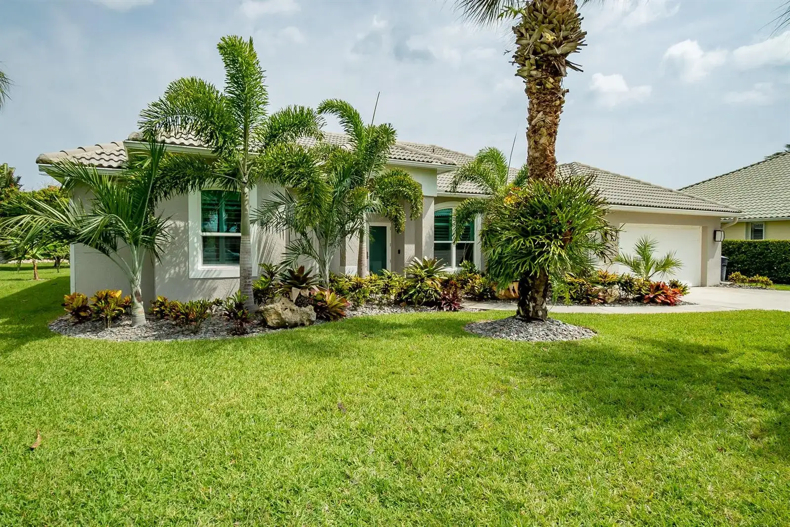 1714 Coconut Drive, Fort Pierce FL 34949 photo 2