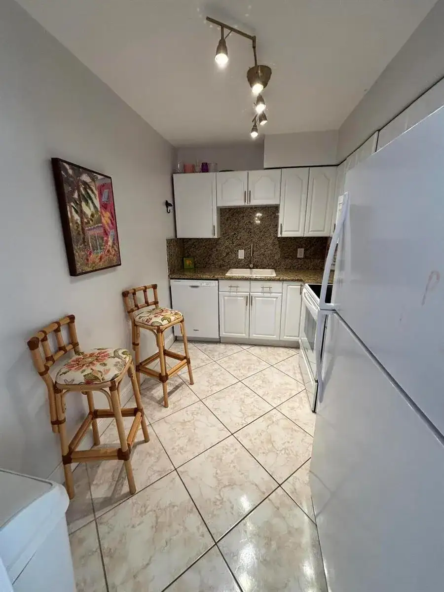 510 Prosperity Farms Road # 8b, North Palm Beach FL 33408 photo 3