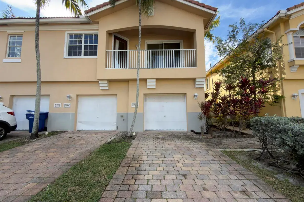 1712 Carvelle Drive, Riviera Beach FL 33404