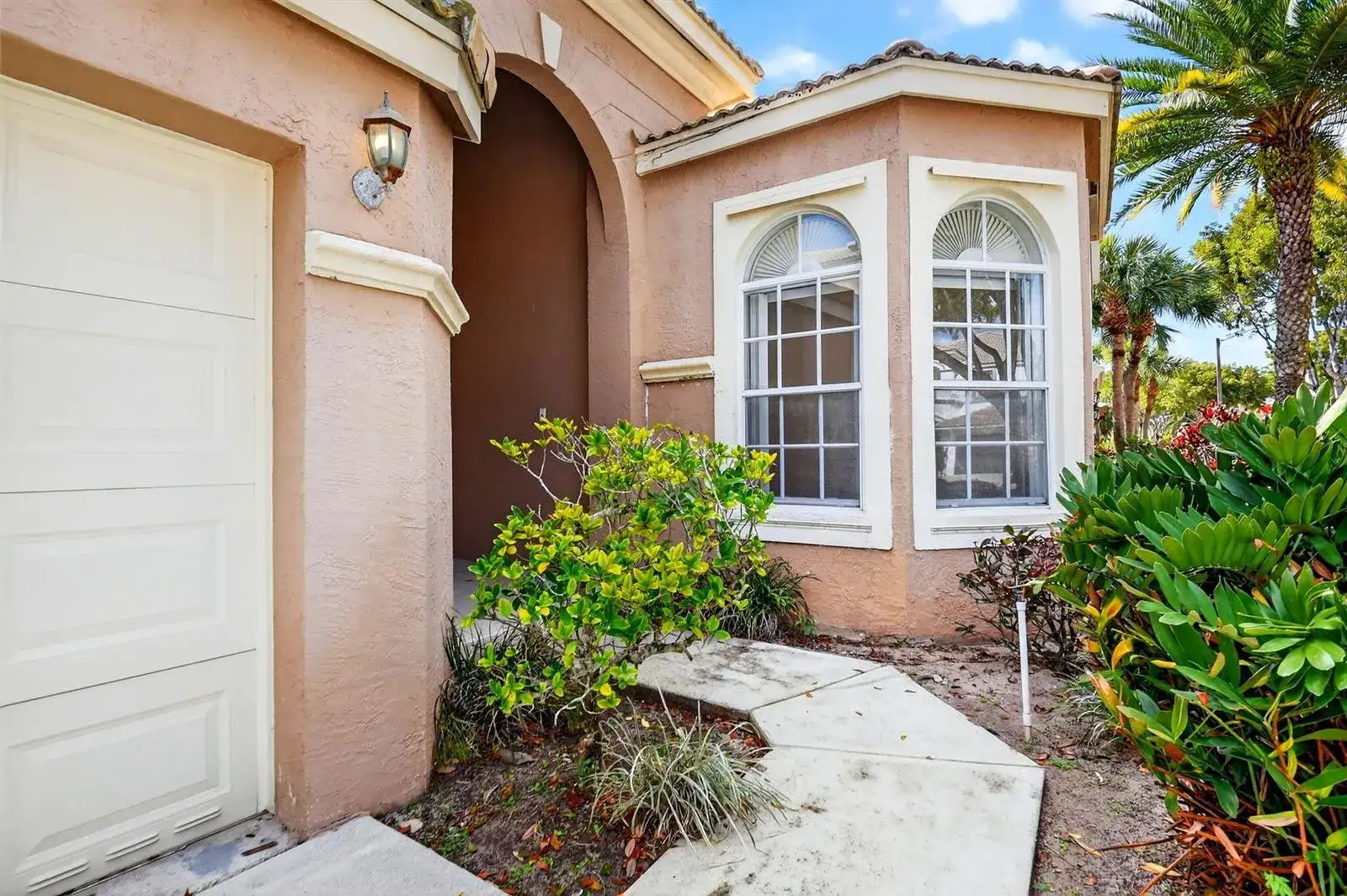 2431 Westmont Drive, Royal Palm Beach FL 33411 photo 3