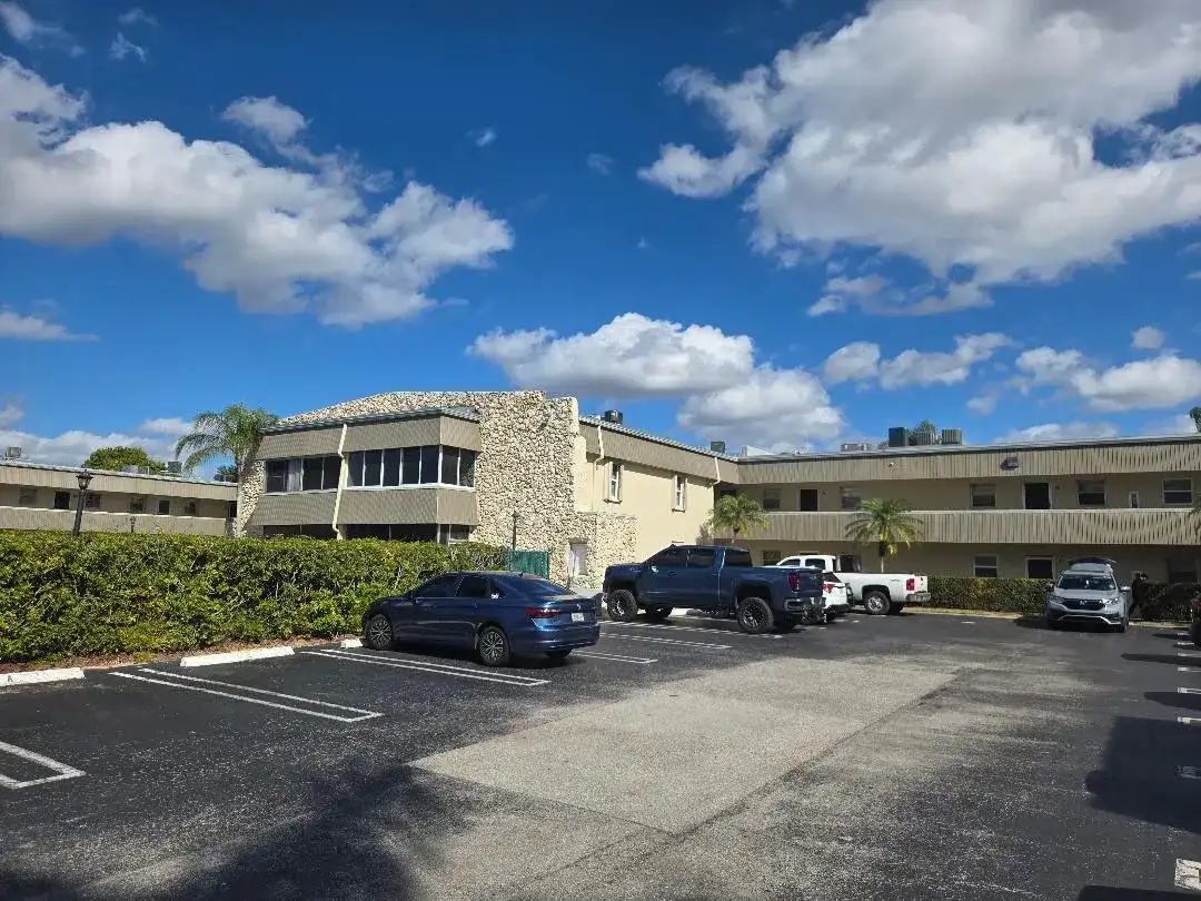 126 Sparrow Drive # 22a, Royal Palm Beach FL 33411 photo 2