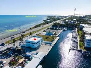Commercial Sale for sale at 74560 Overseas Highway, Islamorada FL 33036