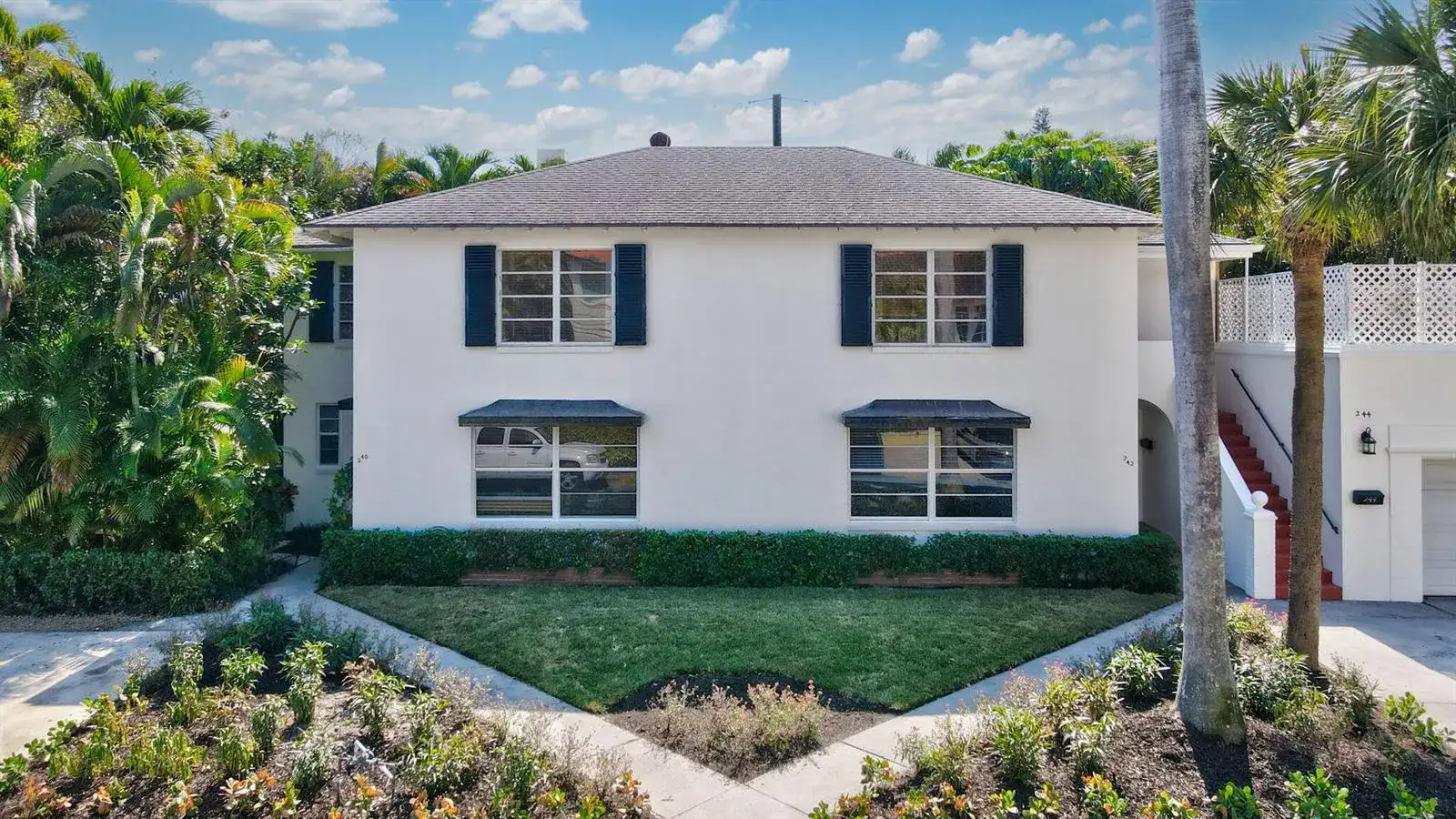 240 Oleander Avenue, Palm Beach FL 33480 photo 4