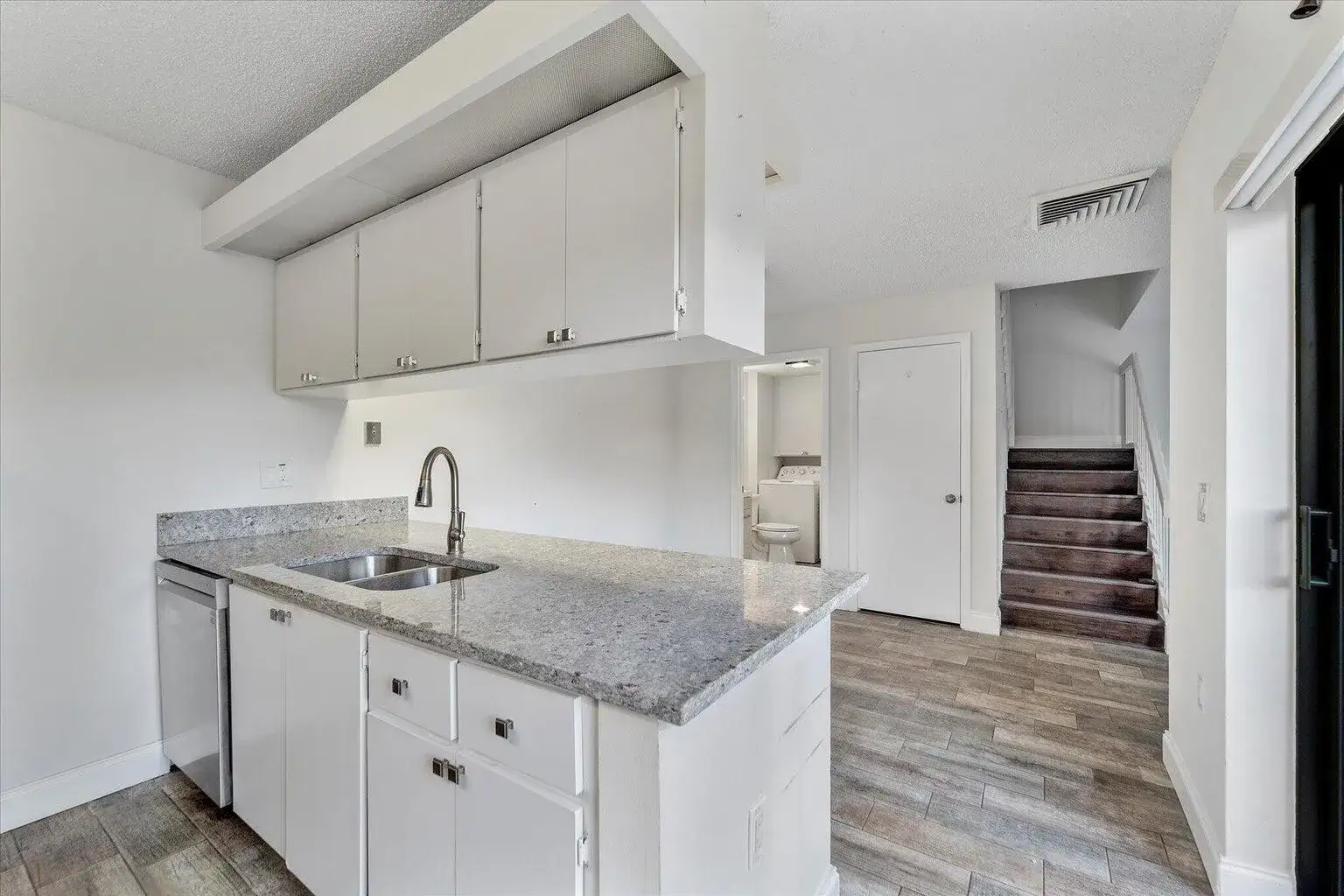 557 Green Springs Place, West Palm Beach FL 33409
